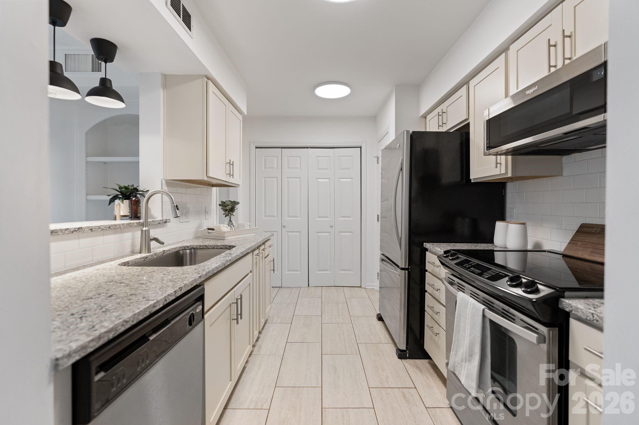 Colony Crossing - Residential