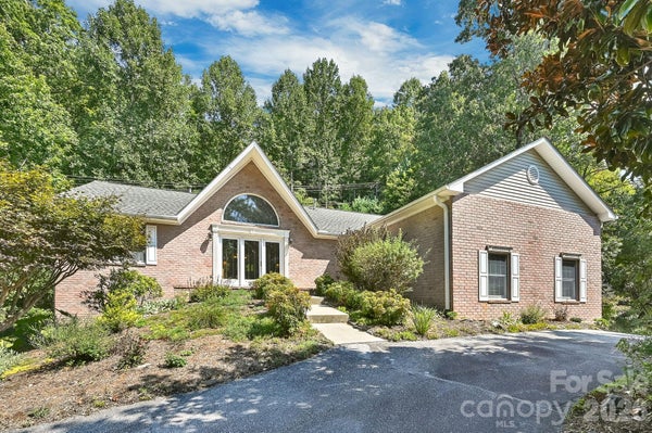4311 COVE LOOP RD, HENDERSONVILLE, NC 28739 - Image 87fb9c5ff944cd042cbf232b80b5904b/2093376505
