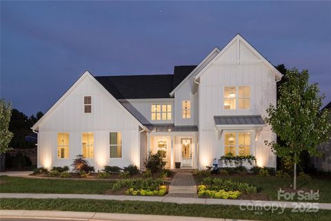 2026 Thatcher Way Fort Mill SC 29715