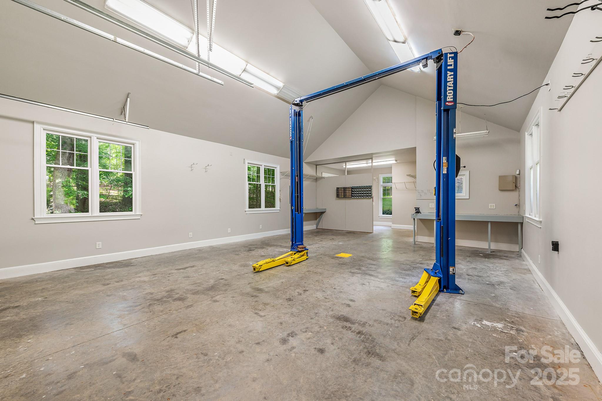 Oak Brook Estates - Residential