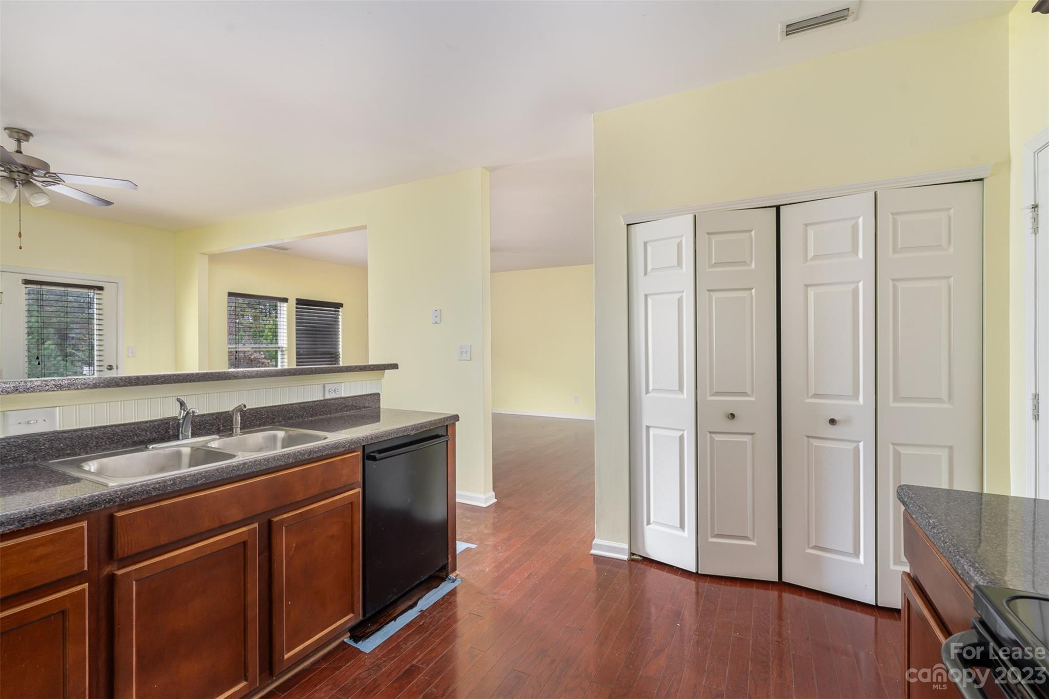 Hallstead - Residential Lease