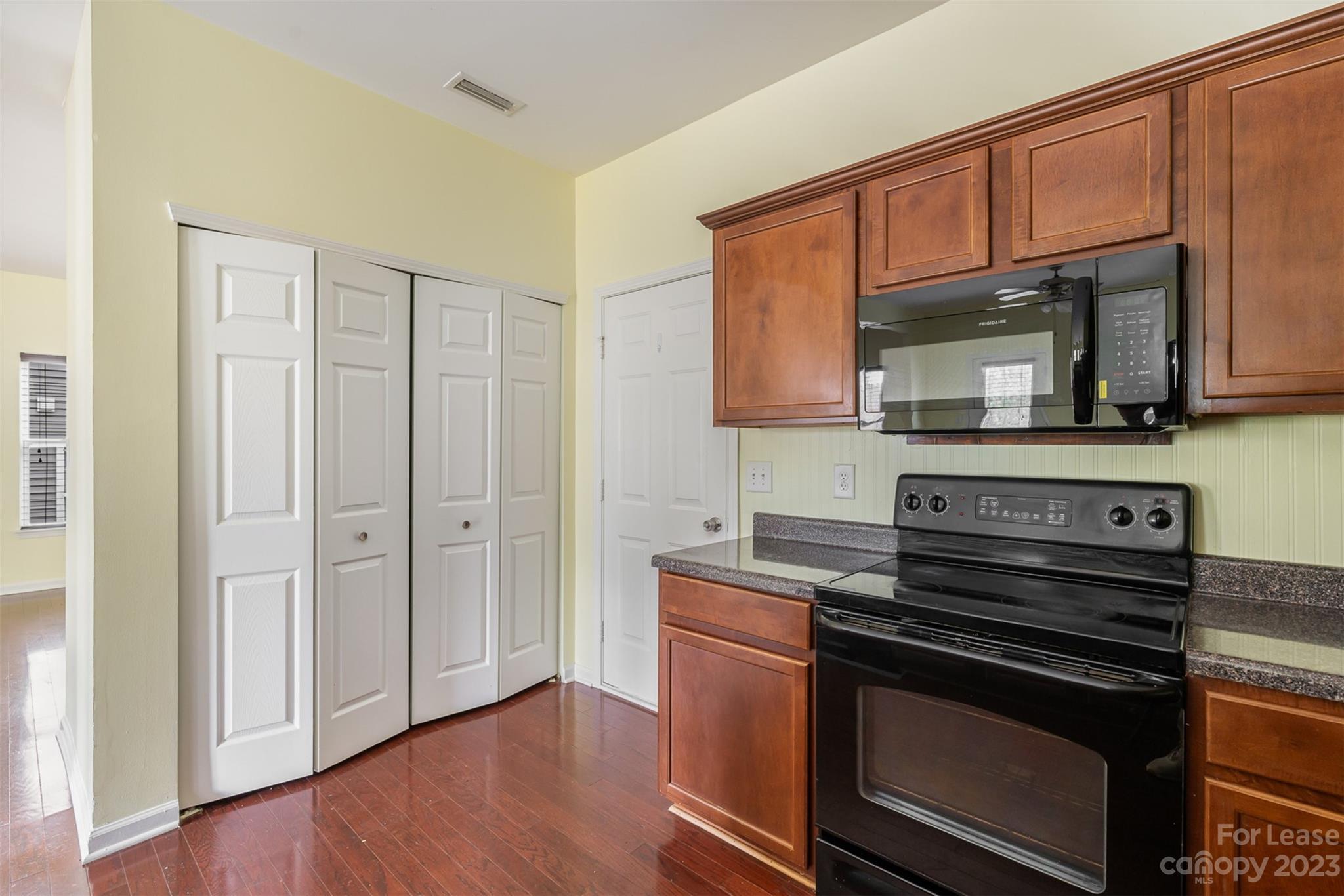 Hallstead - Residential Lease