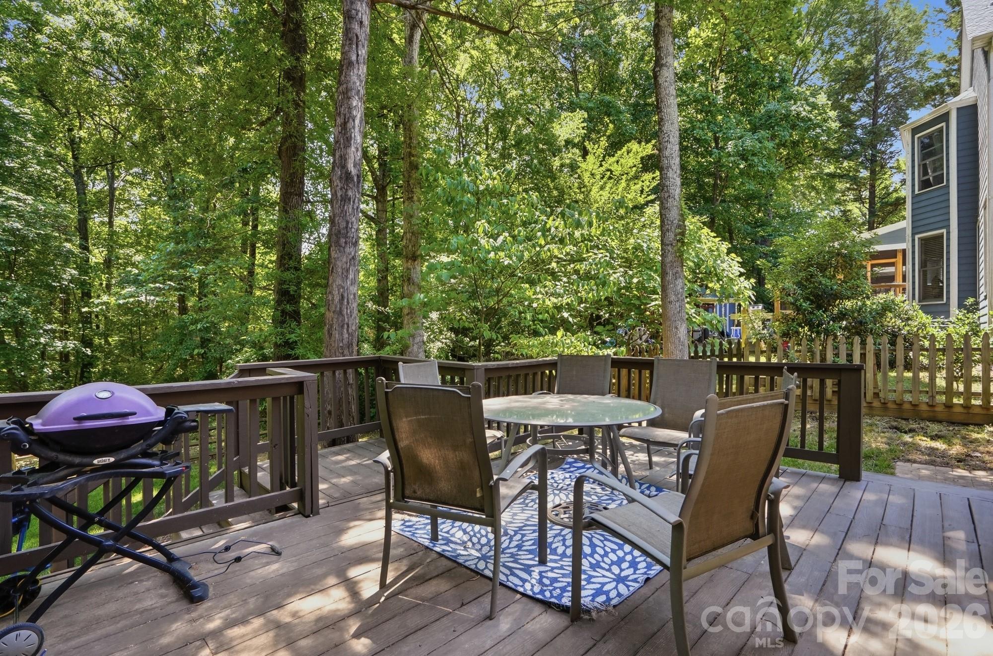 Davis Lake - Residential