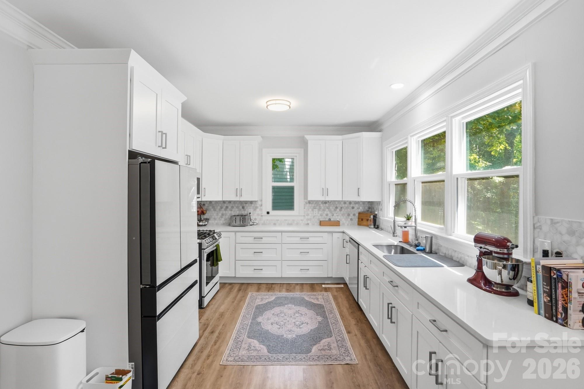 Davis Lake - Residential