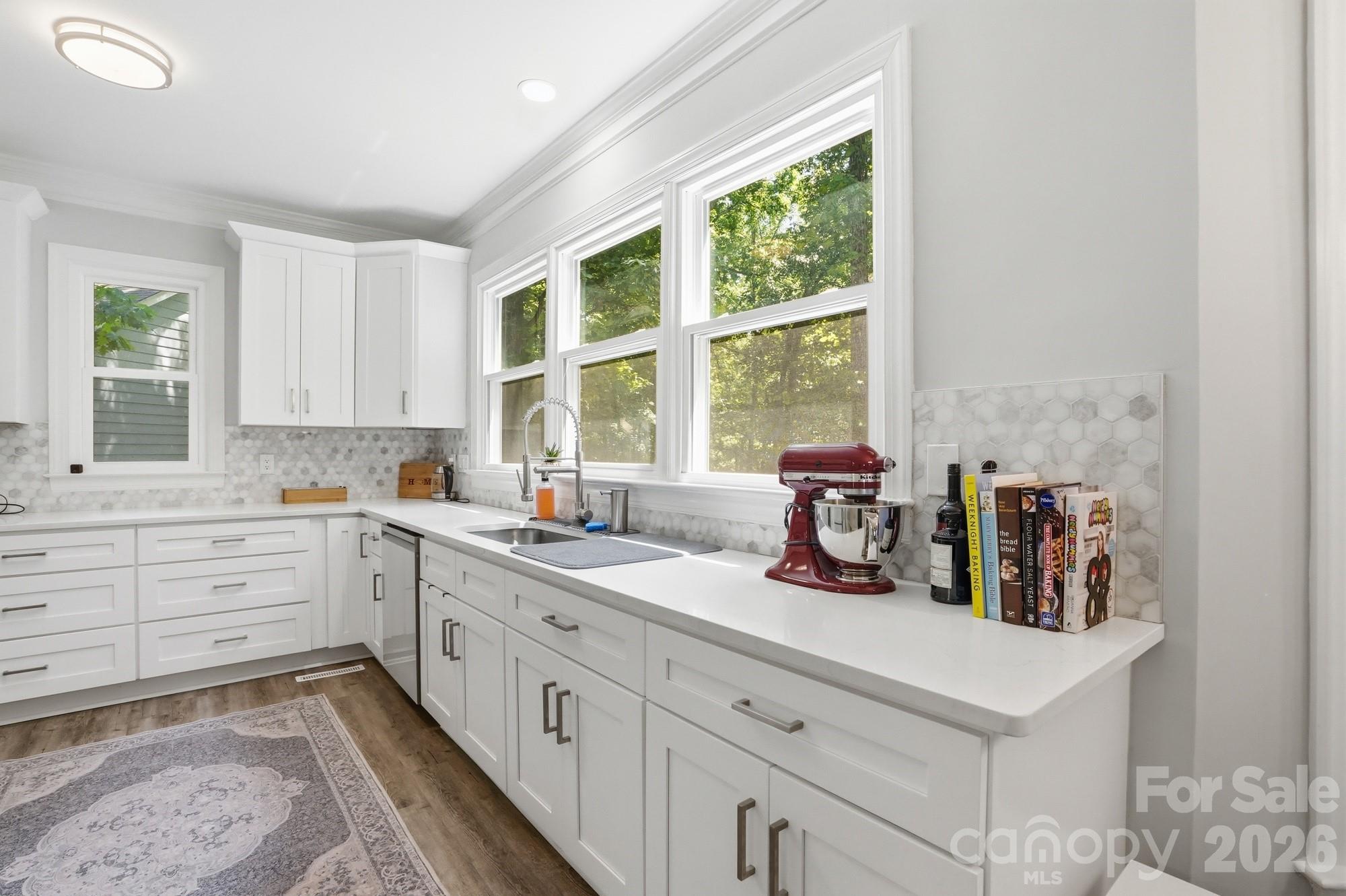 Davis Lake - Residential