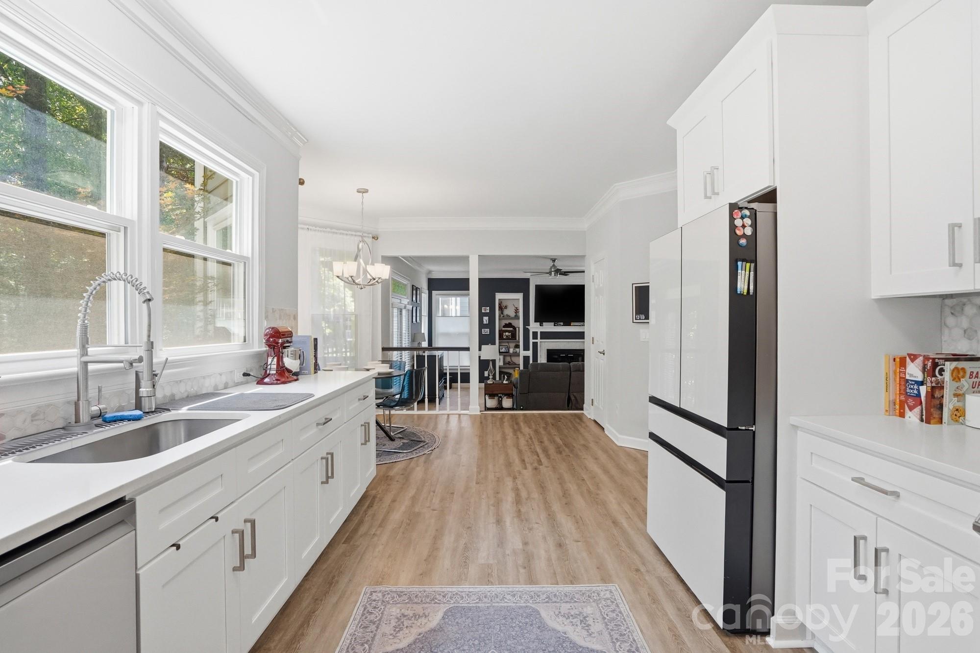 Davis Lake - Residential