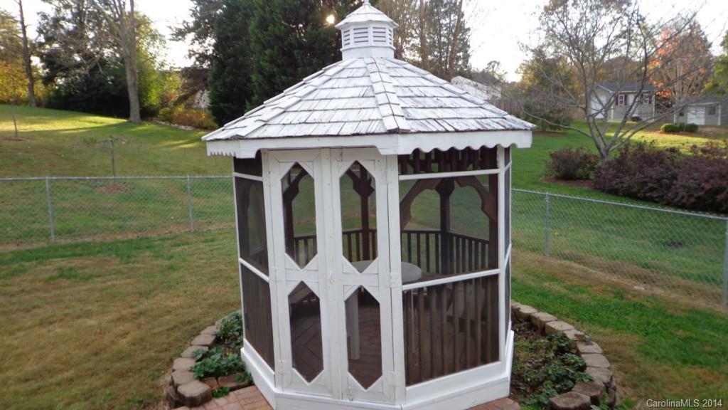 Hidden Lakes - Residential