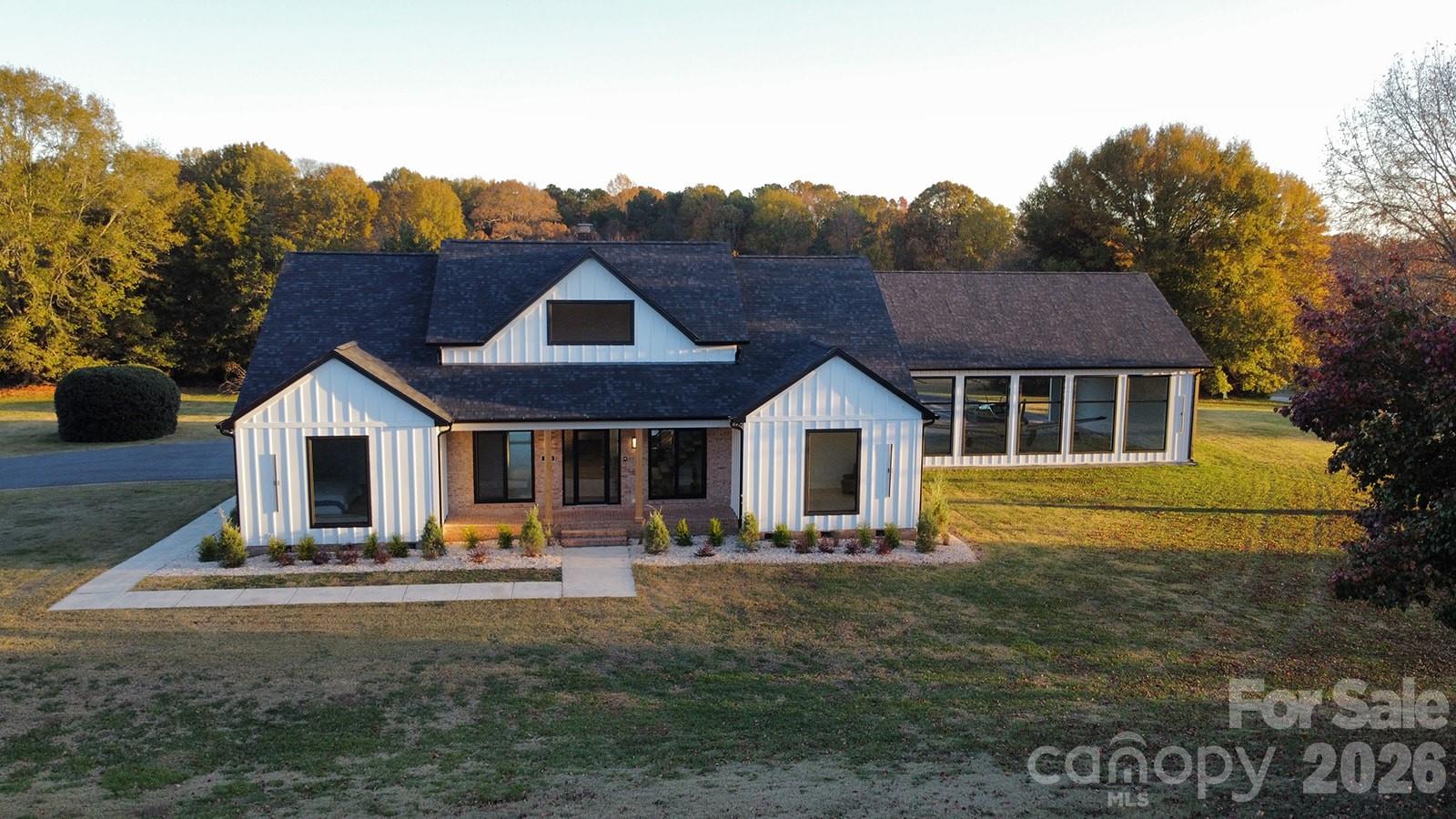 Aero Plantation - Residential