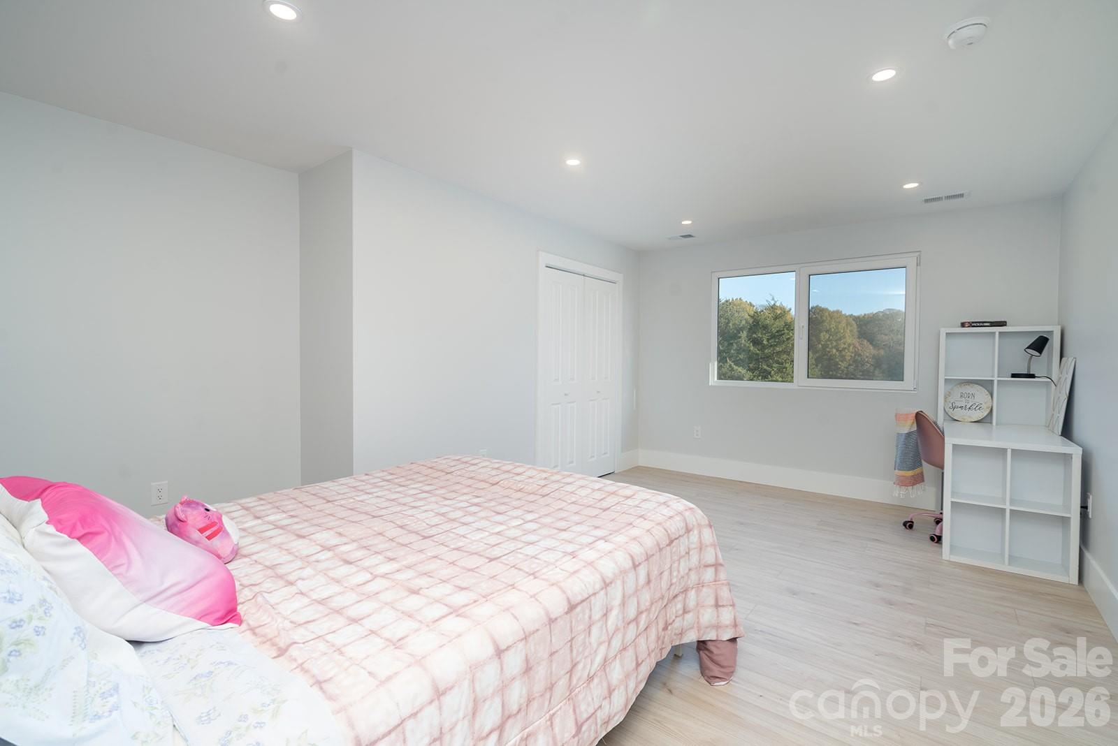 Aero Plantation - Residential