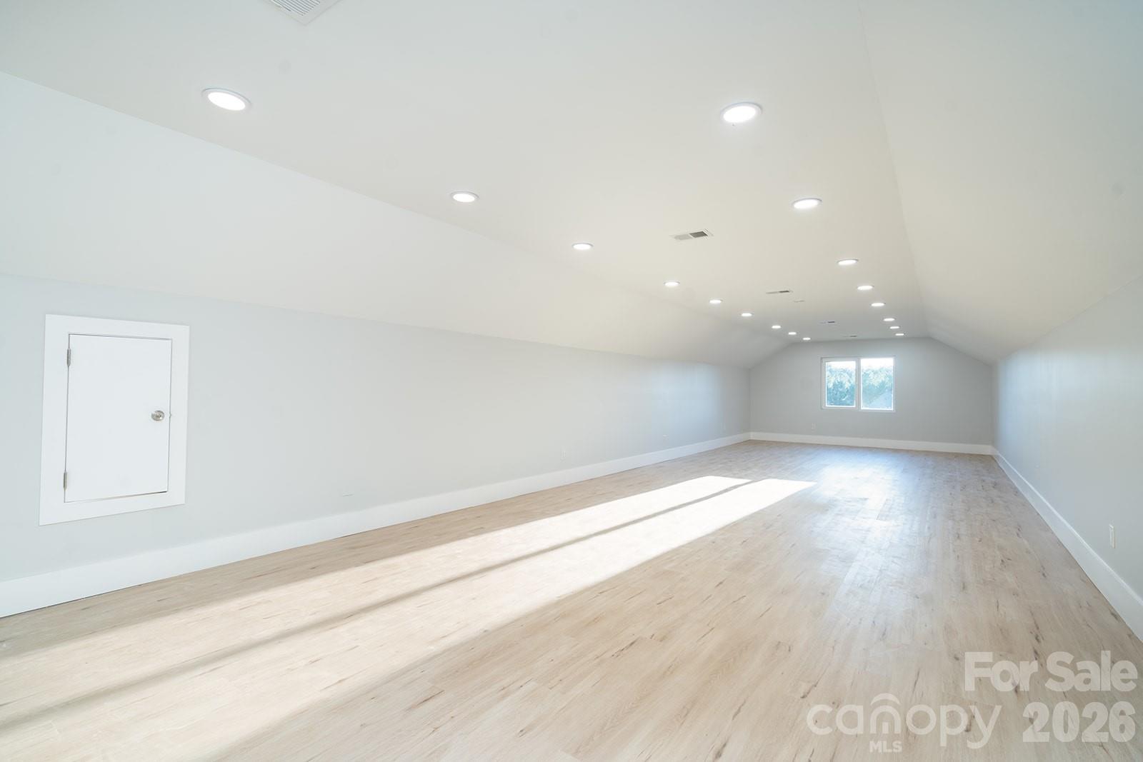 Aero Plantation - Residential