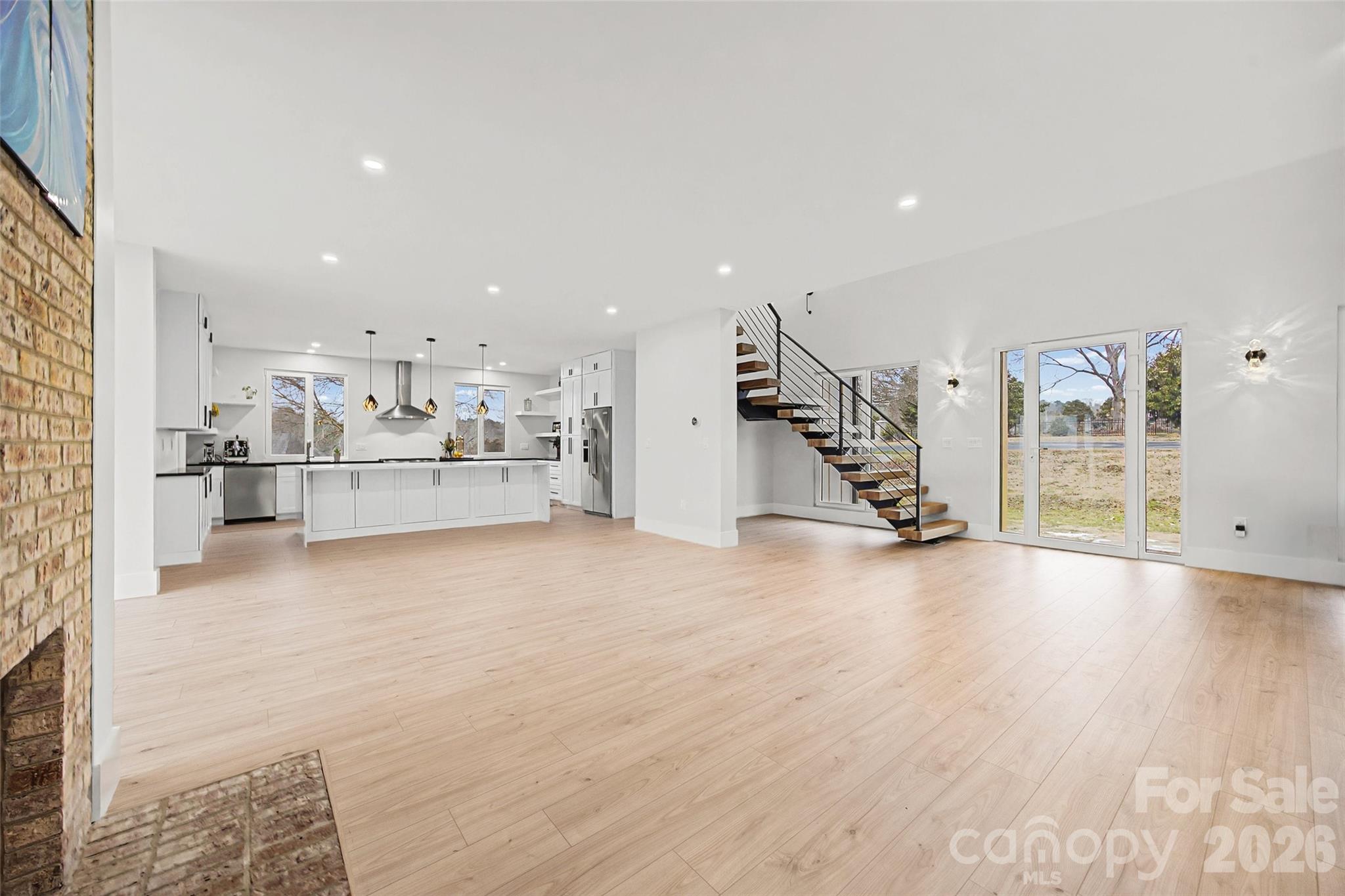 Aero Plantation - Residential