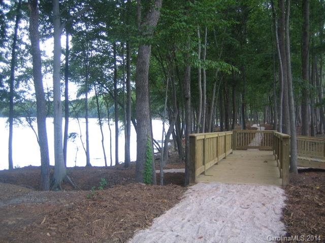 The Vineyards on Lake Wylie - Residential