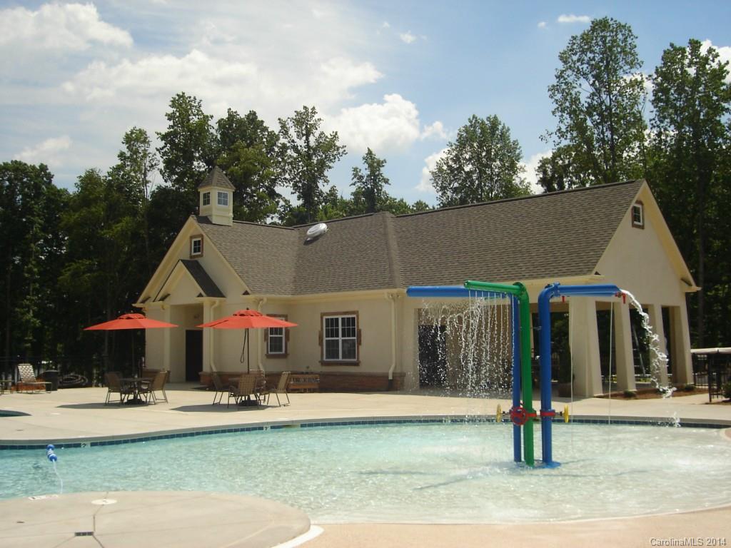 The Vineyards on Lake Wylie - Residential