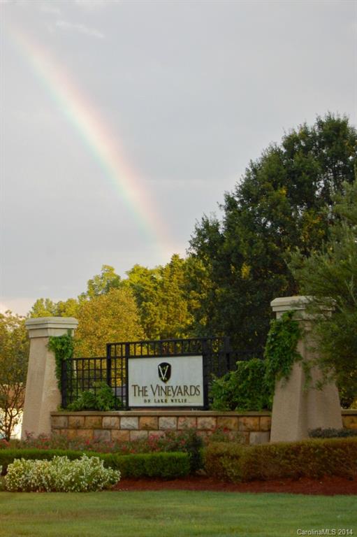 The Vineyards on Lake Wylie - Residential