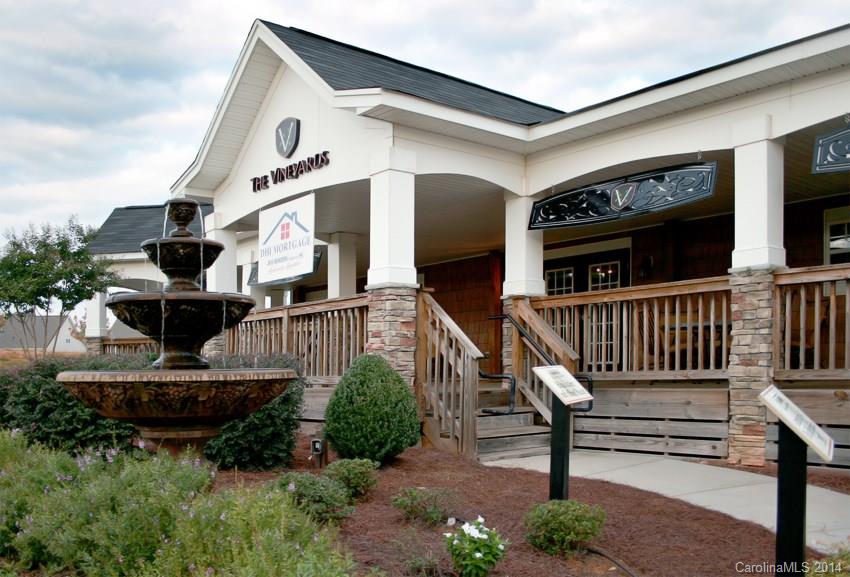 The Vineyards on Lake Wylie - Residential