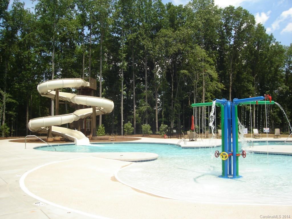 The Vineyards on Lake Wylie - Residential