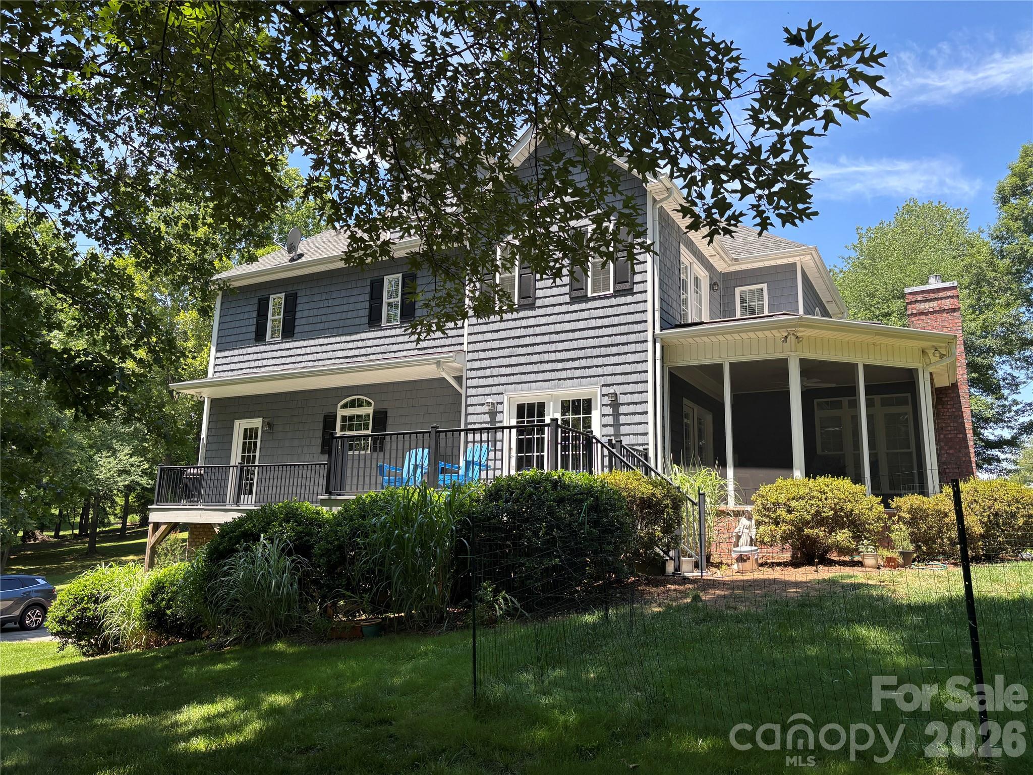 162 Twin Lakes Drive