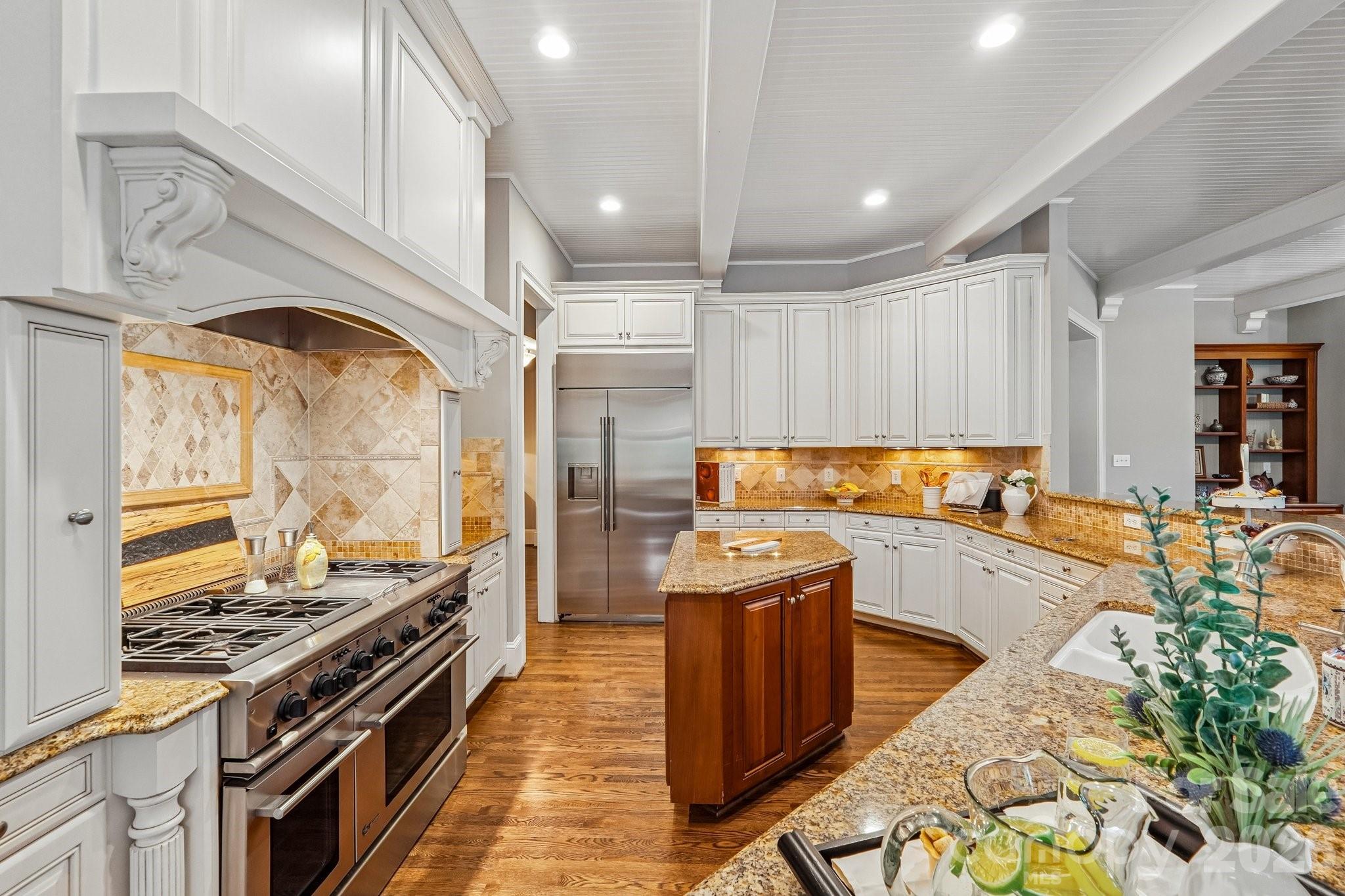 Mooresville, North Carolina, 28117, United States, 4 Bedrooms Bedrooms, ,6 BathroomsBathrooms,Residential,Active,2051966