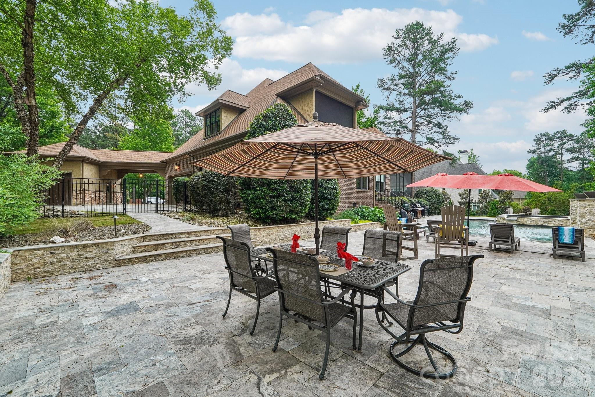 Mooresville, North Carolina, 28117, United States, 4 Bedrooms Bedrooms, ,6 BathroomsBathrooms,Residential,Active,2051966
