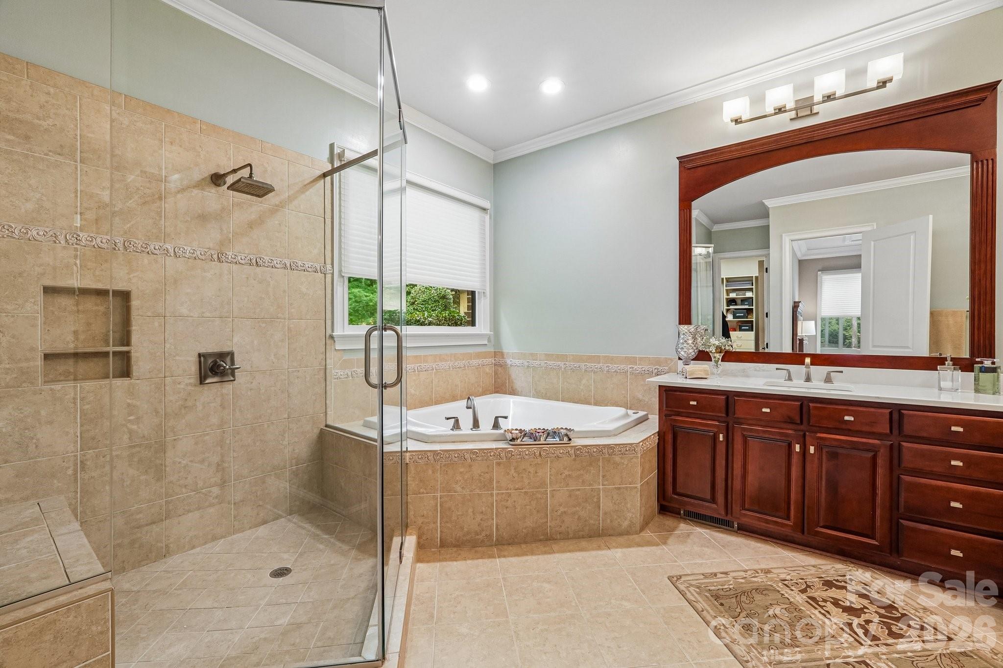Mooresville, North Carolina, 28117, United States, 4 Bedrooms Bedrooms, ,6 BathroomsBathrooms,Residential,Active,2051966