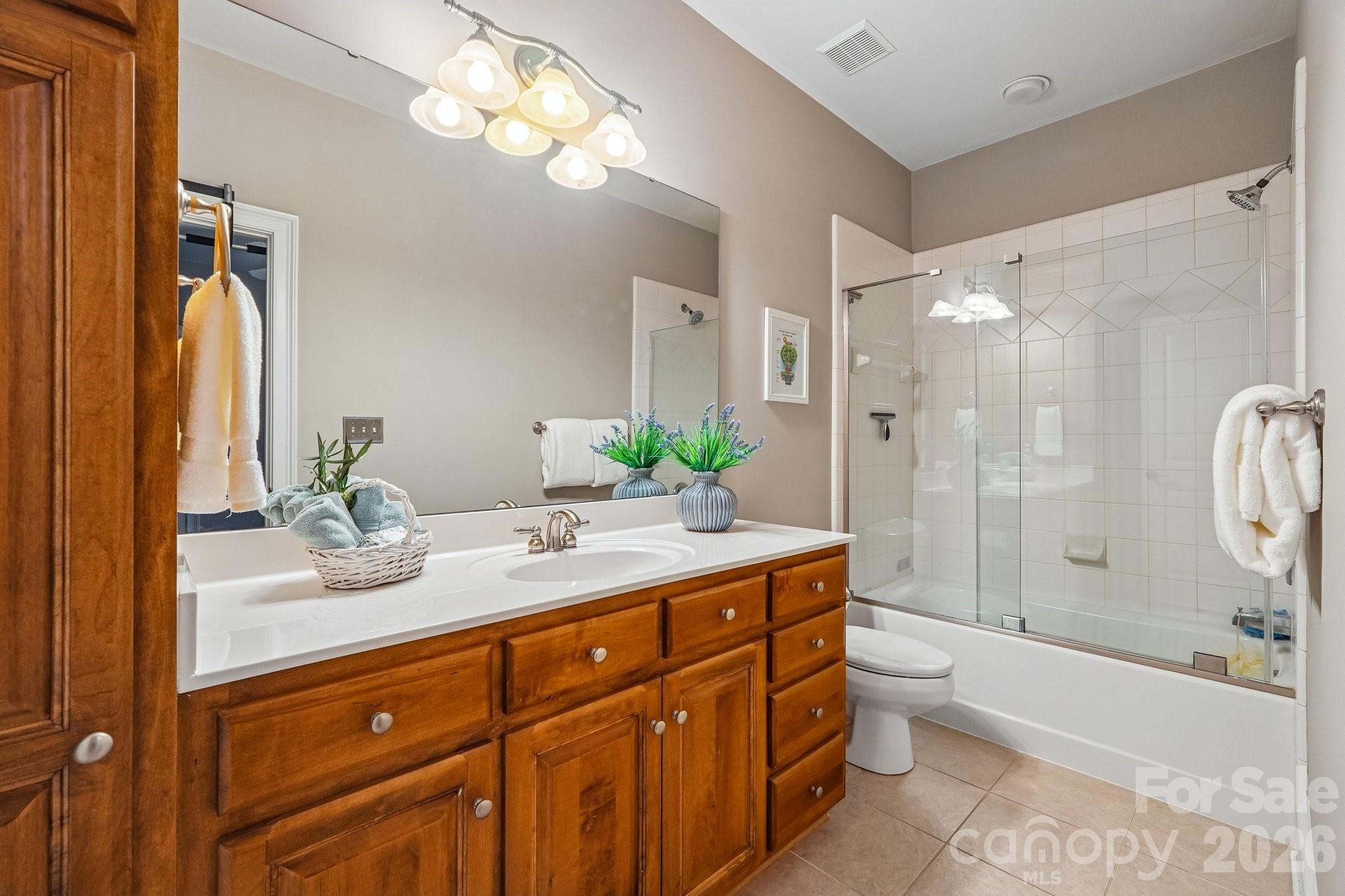 Mooresville, North Carolina, 28117, United States, 4 Bedrooms Bedrooms, ,6 BathroomsBathrooms,Residential,Active,2051966