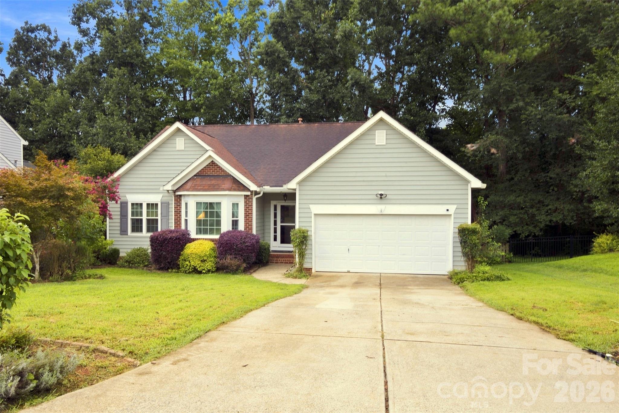 439 Glencrest Drive