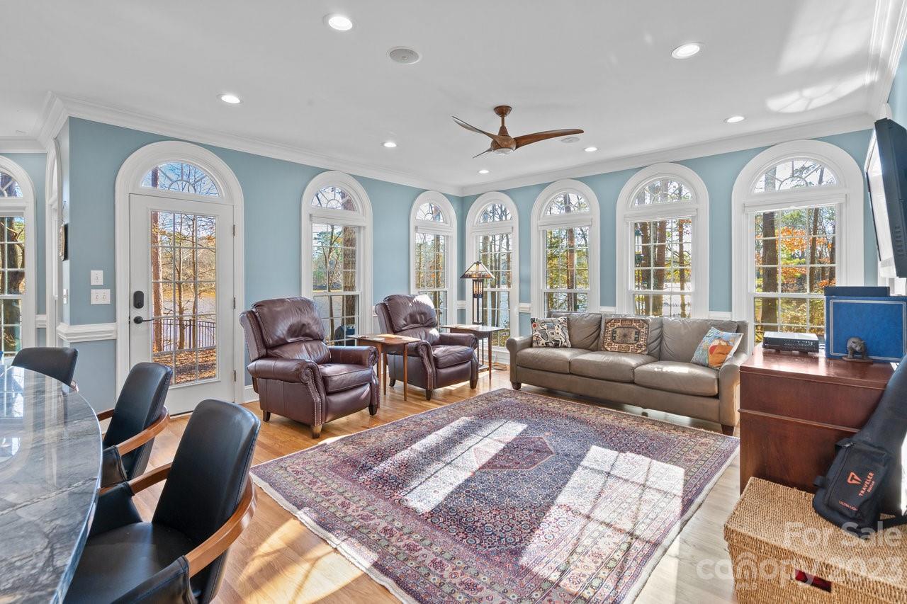 Village Lake - Residential