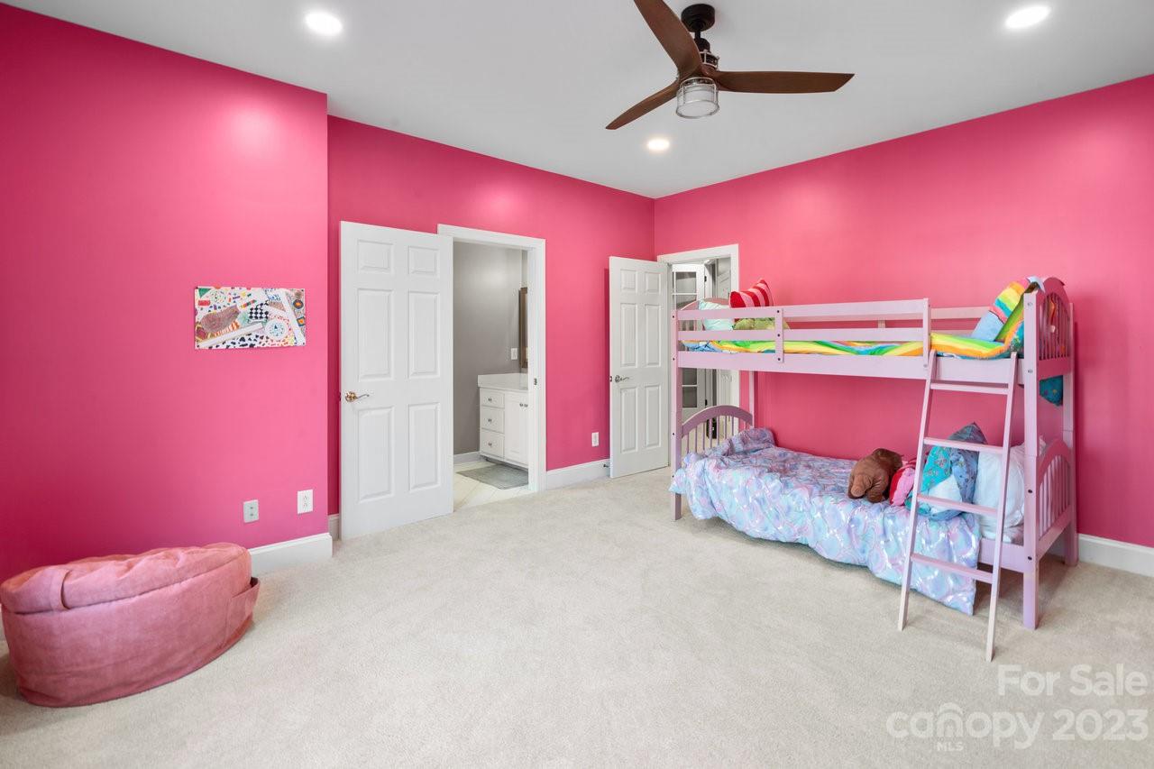 Village Lake - Residential