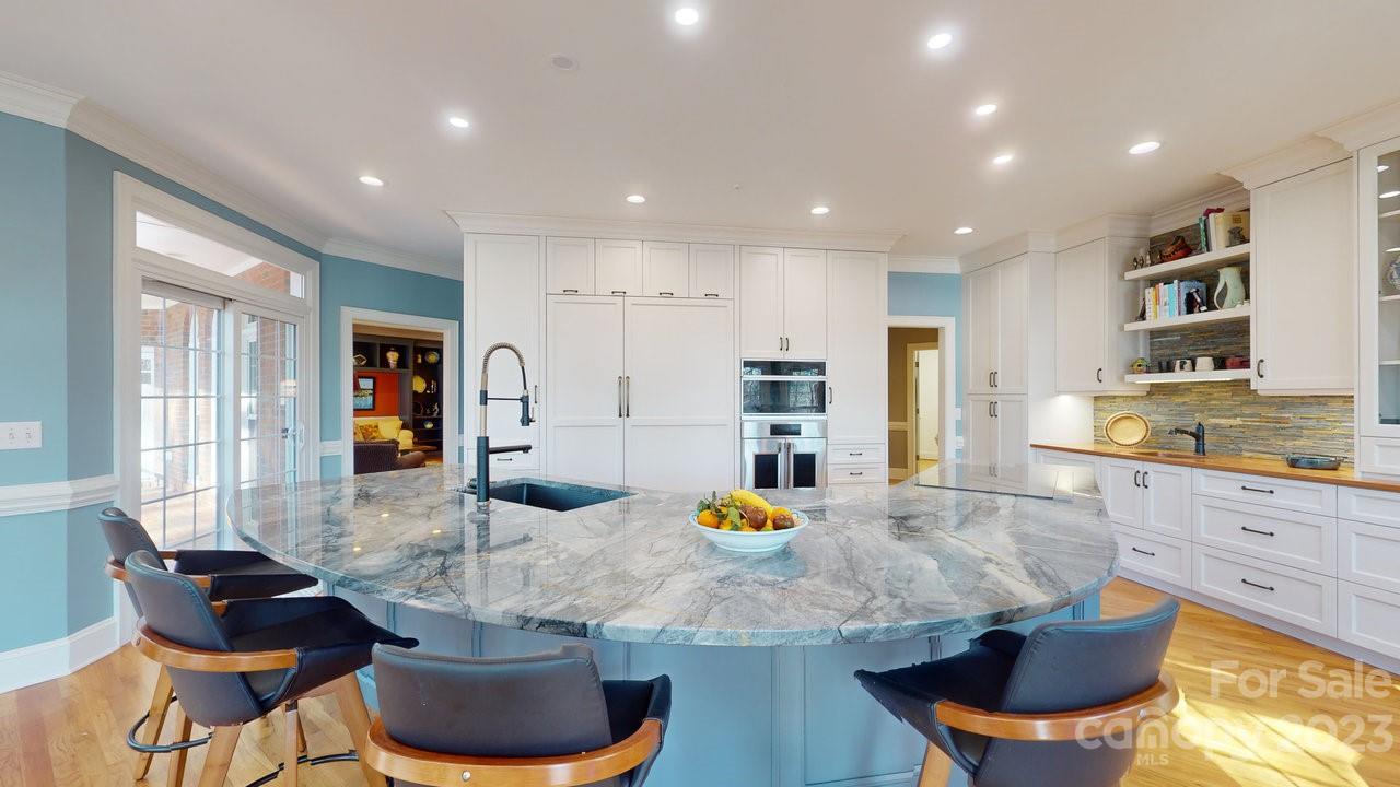 Village Lake - Residential