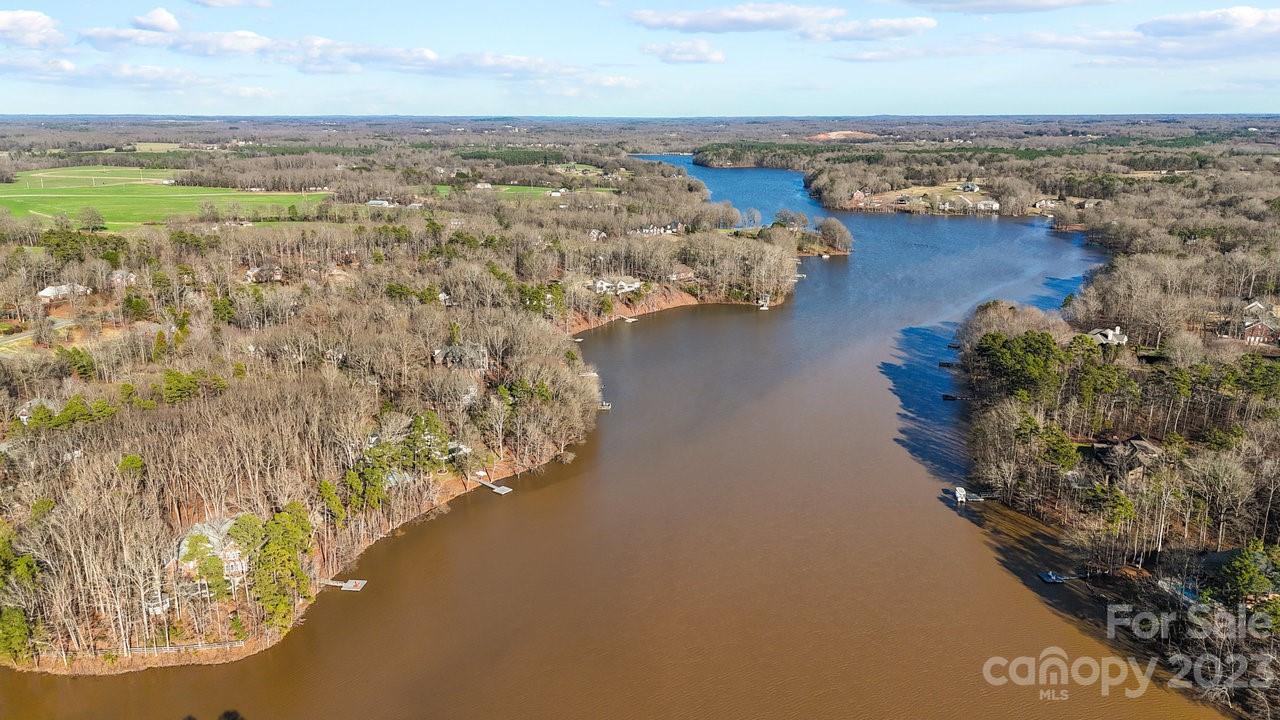 Village Lake - Residential