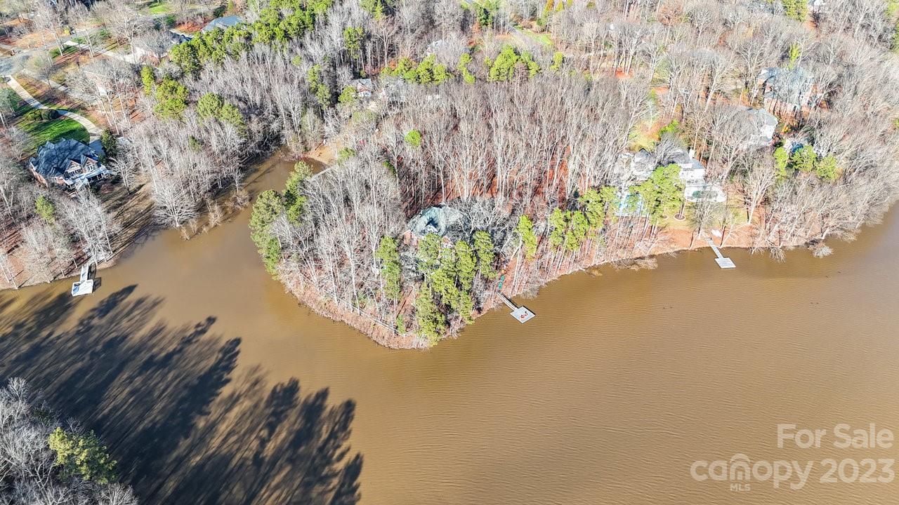 Village Lake - Residential