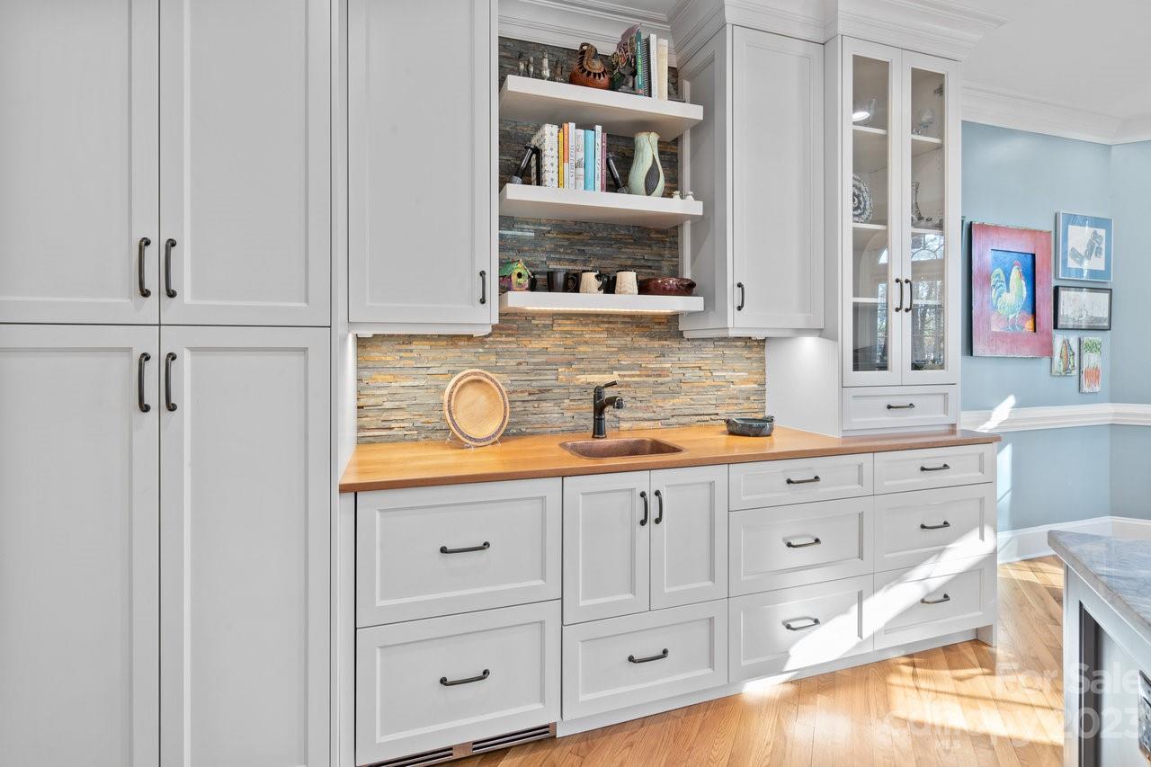 Village Lake - Residential