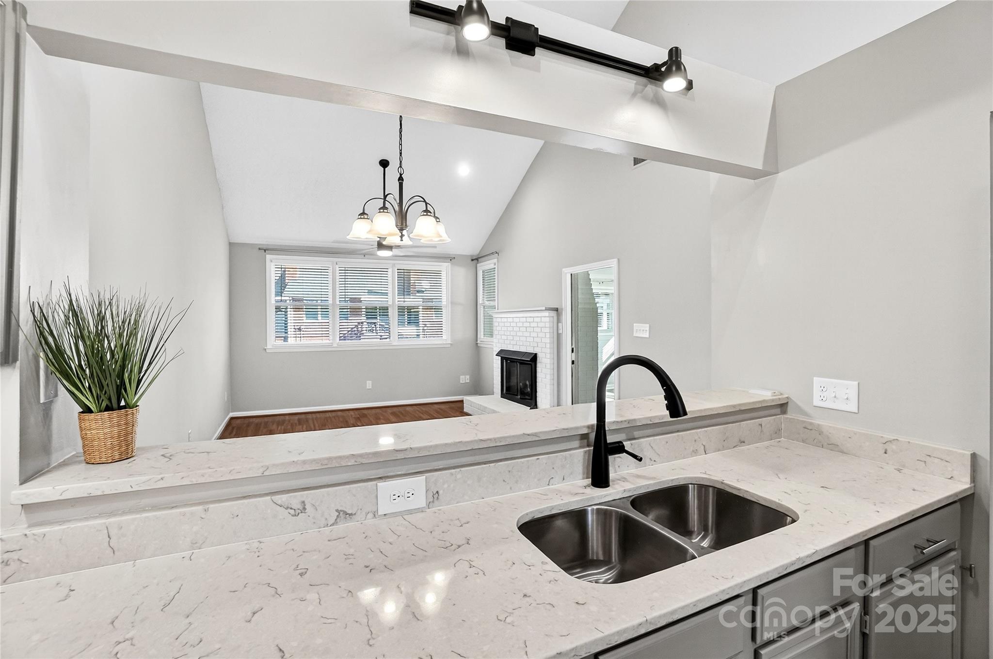 Twin Oaks - Residential