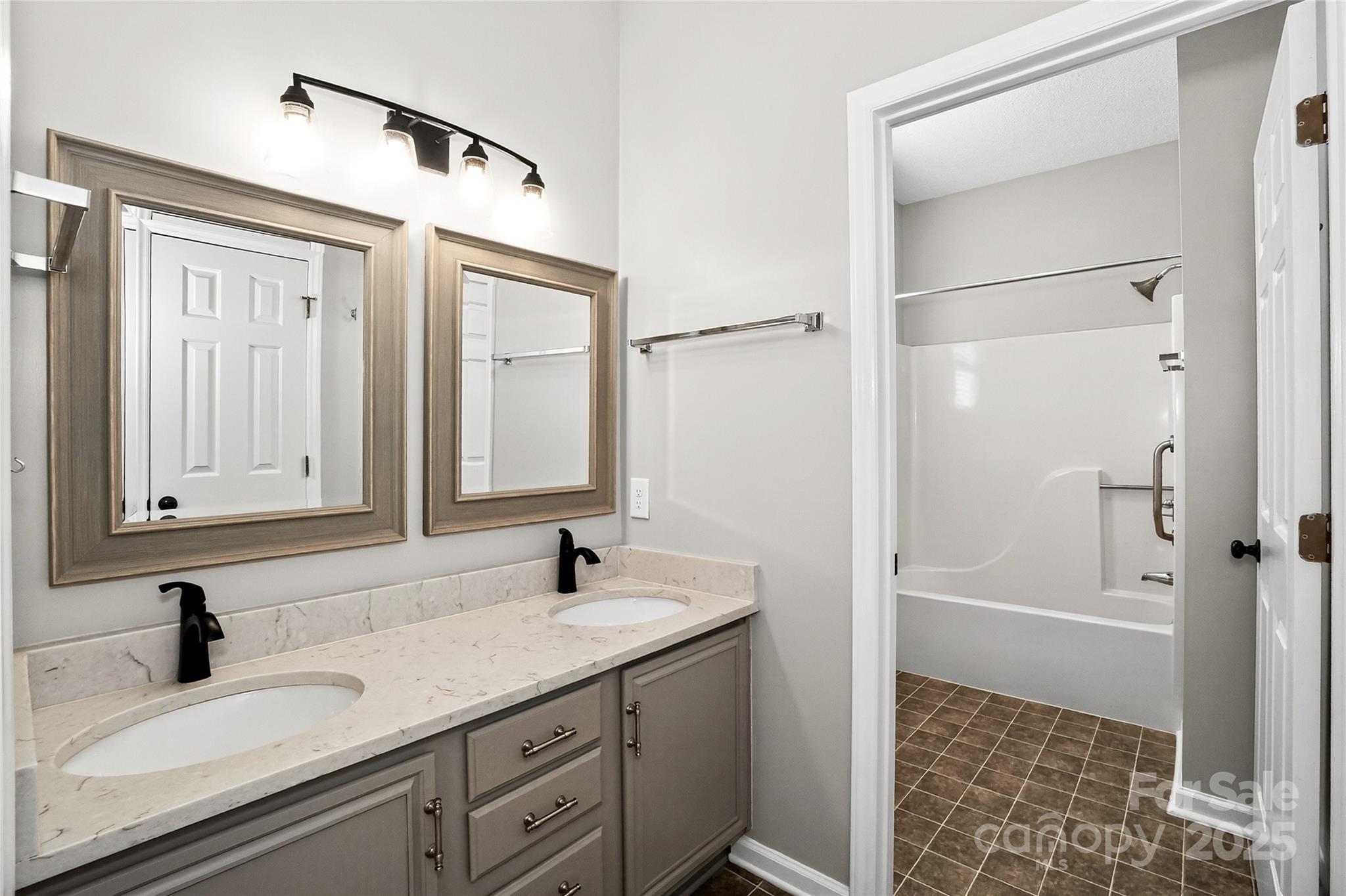 Twin Oaks - Residential