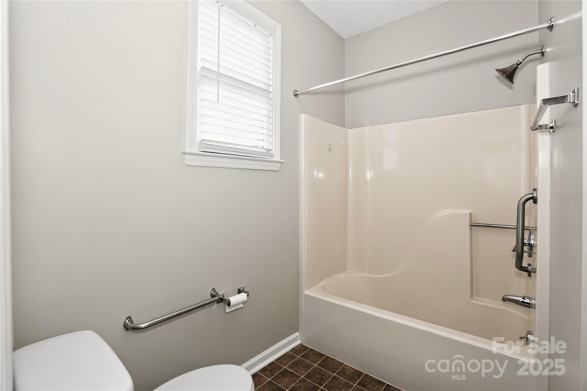 Twin Oaks - Residential