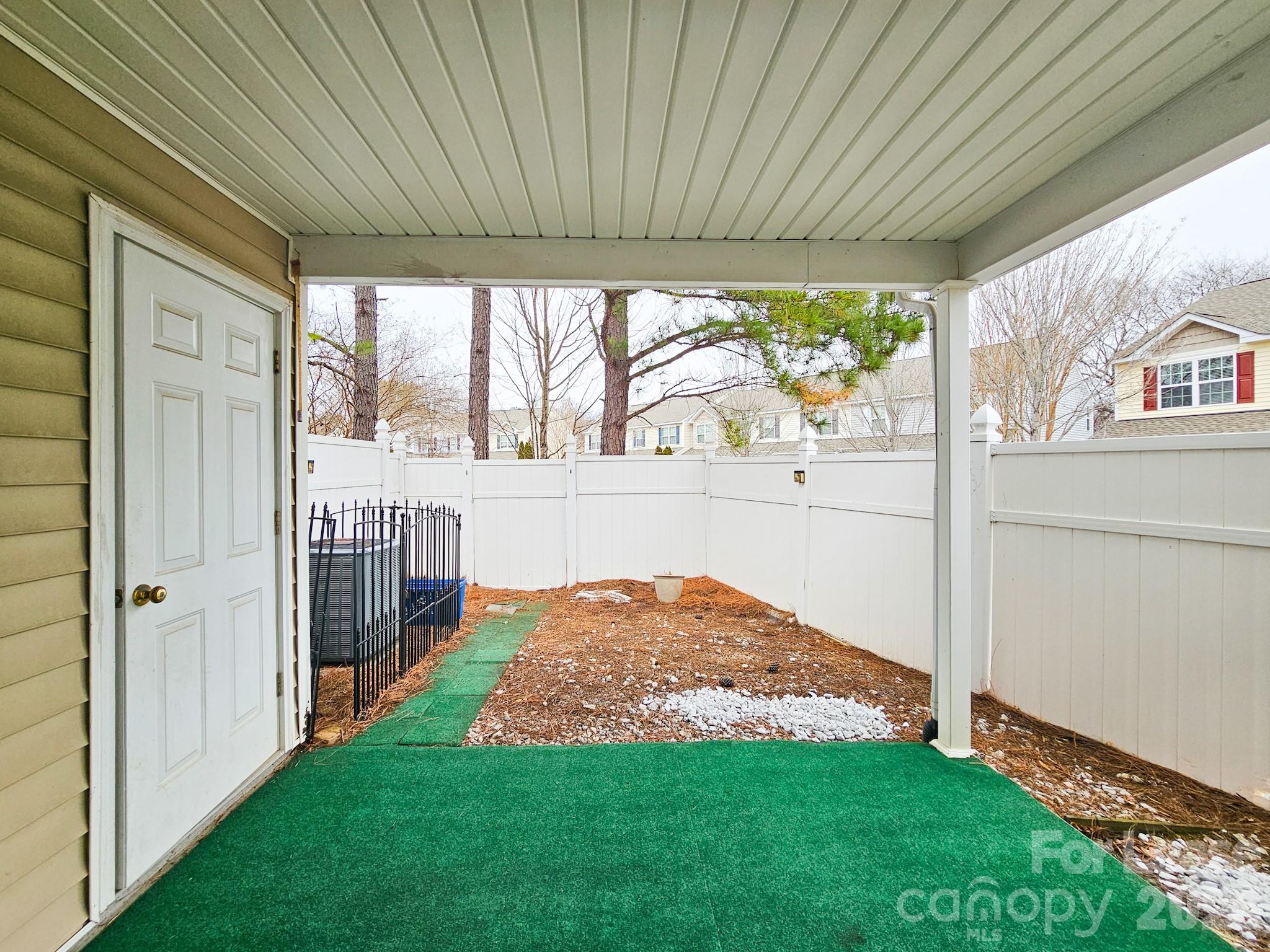 The Townes at Berkshire - Residential Lease