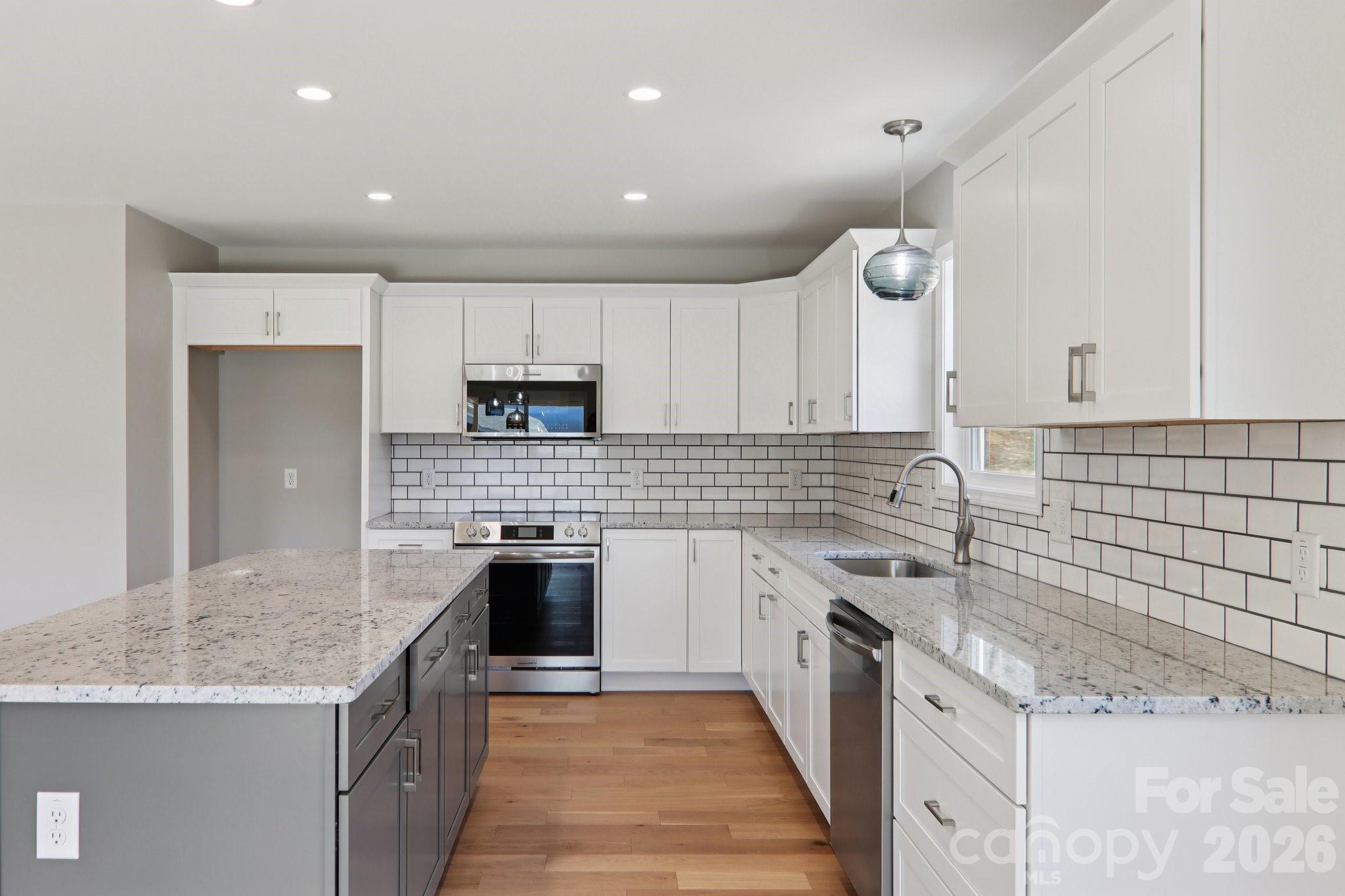 Lincoln Ridge - Residential