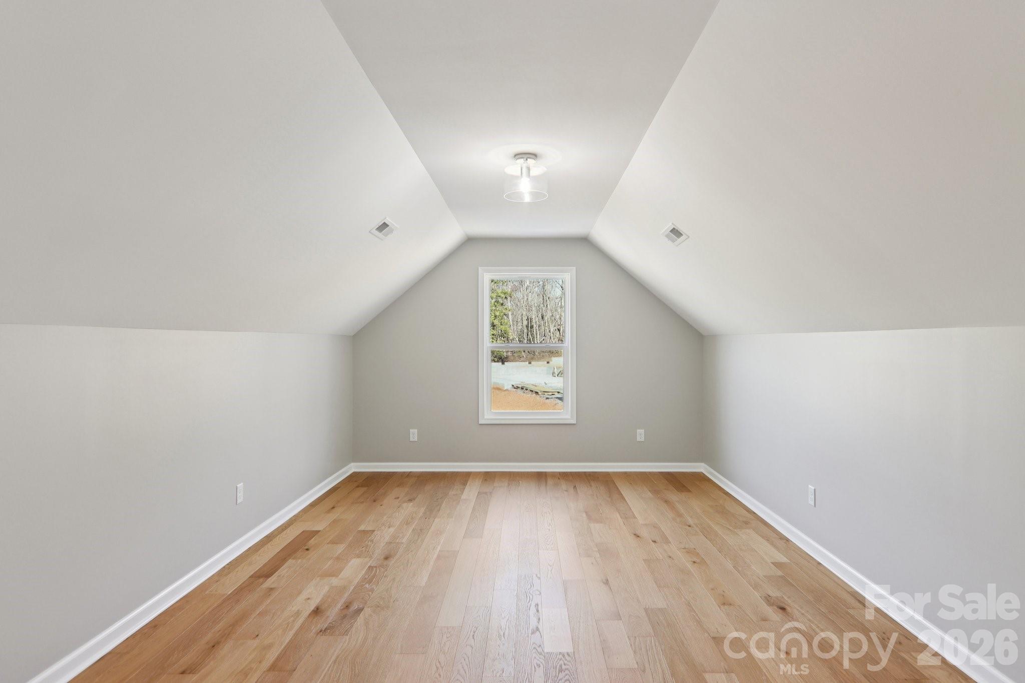 Lincoln Ridge - Residential