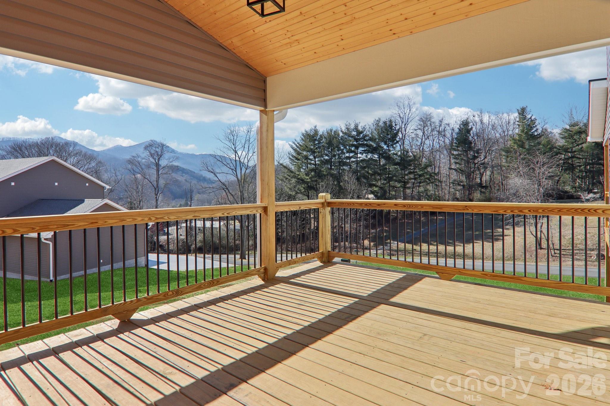 Lincoln Ridge - Residential