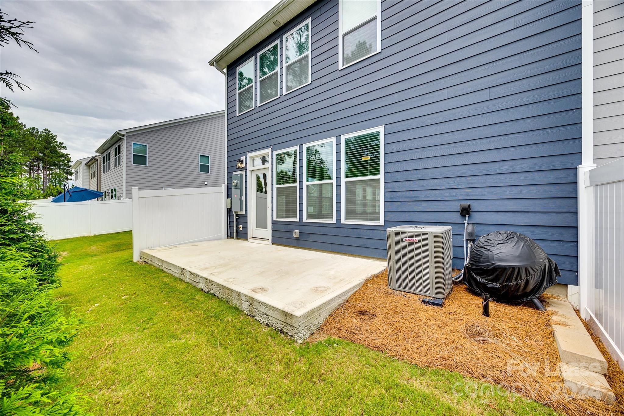 Paddlers Cove - Residential Lease