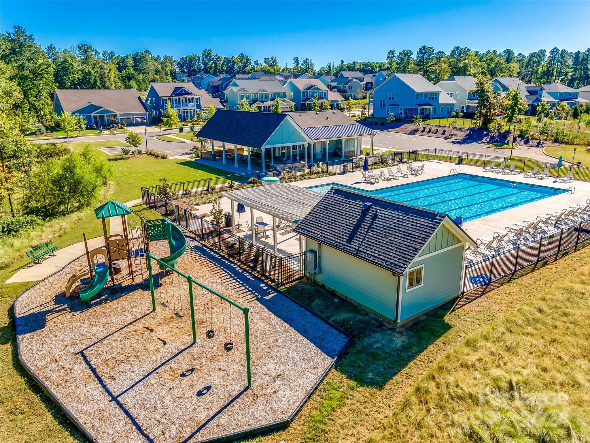 Paddlers Cove - Residential Lease