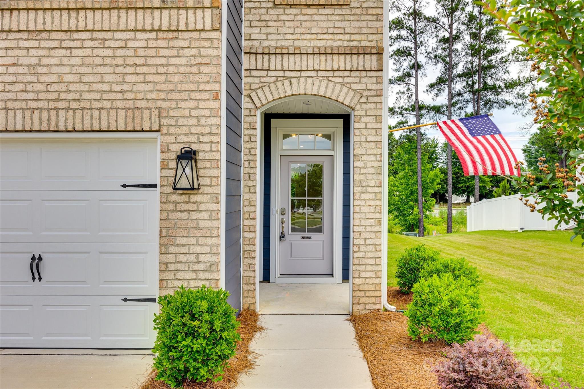 Paddlers Cove - Residential Lease