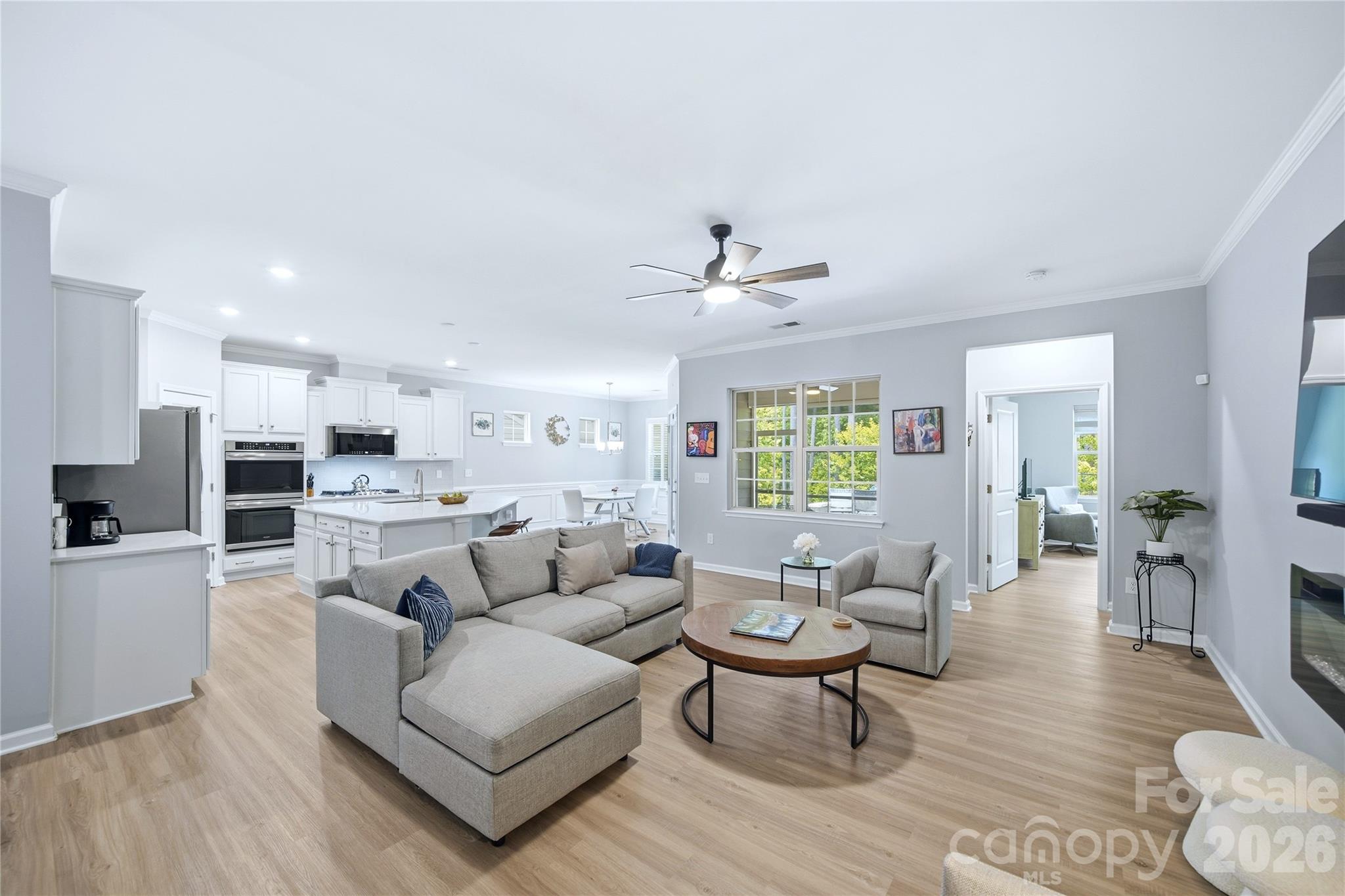 Imagery On Mtn Island - Residential