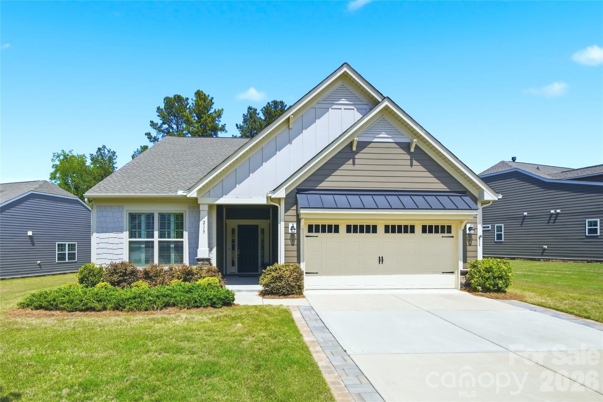 Imagery On Mtn Island - Residential