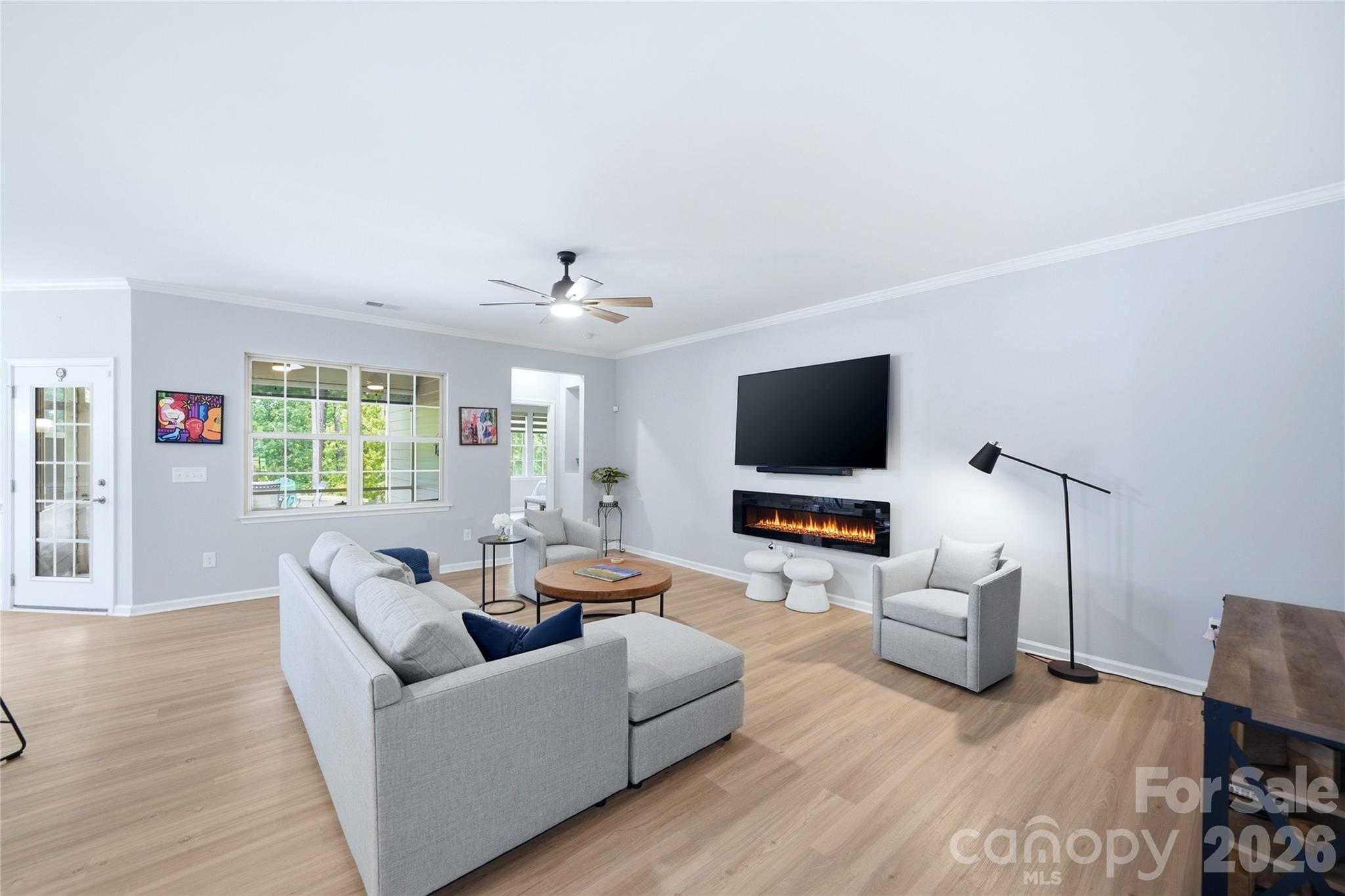 Imagery On Mtn Island - Residential