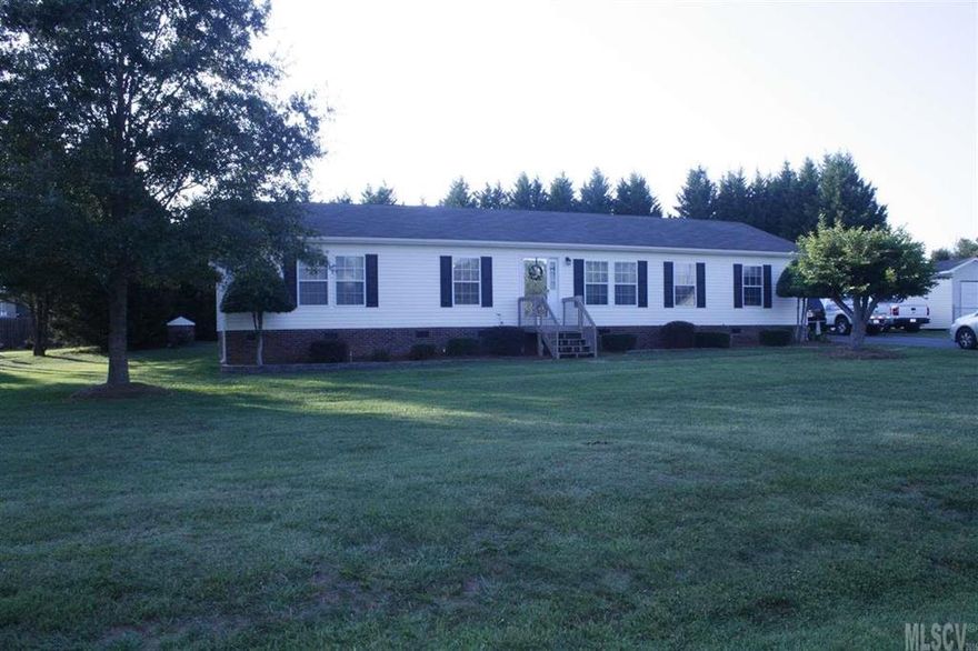This beautiful home is situated in a quiet cul-de-sac, in the small town of Maiden and has been maintained to perfection.  This home appraised for $134,000 before it had hardwoods and new carpet installed.  As you can tell from the pictures, it has recently been painted and is ready for a new family to move in.