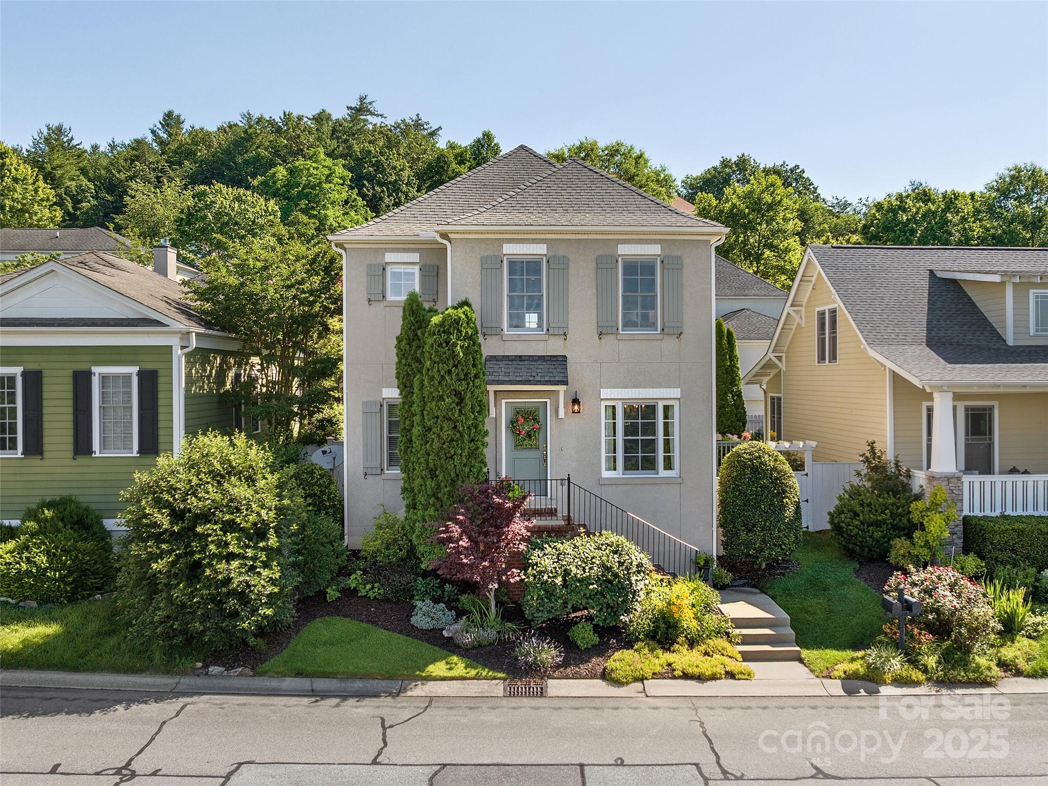 206 Leucothoe Lane