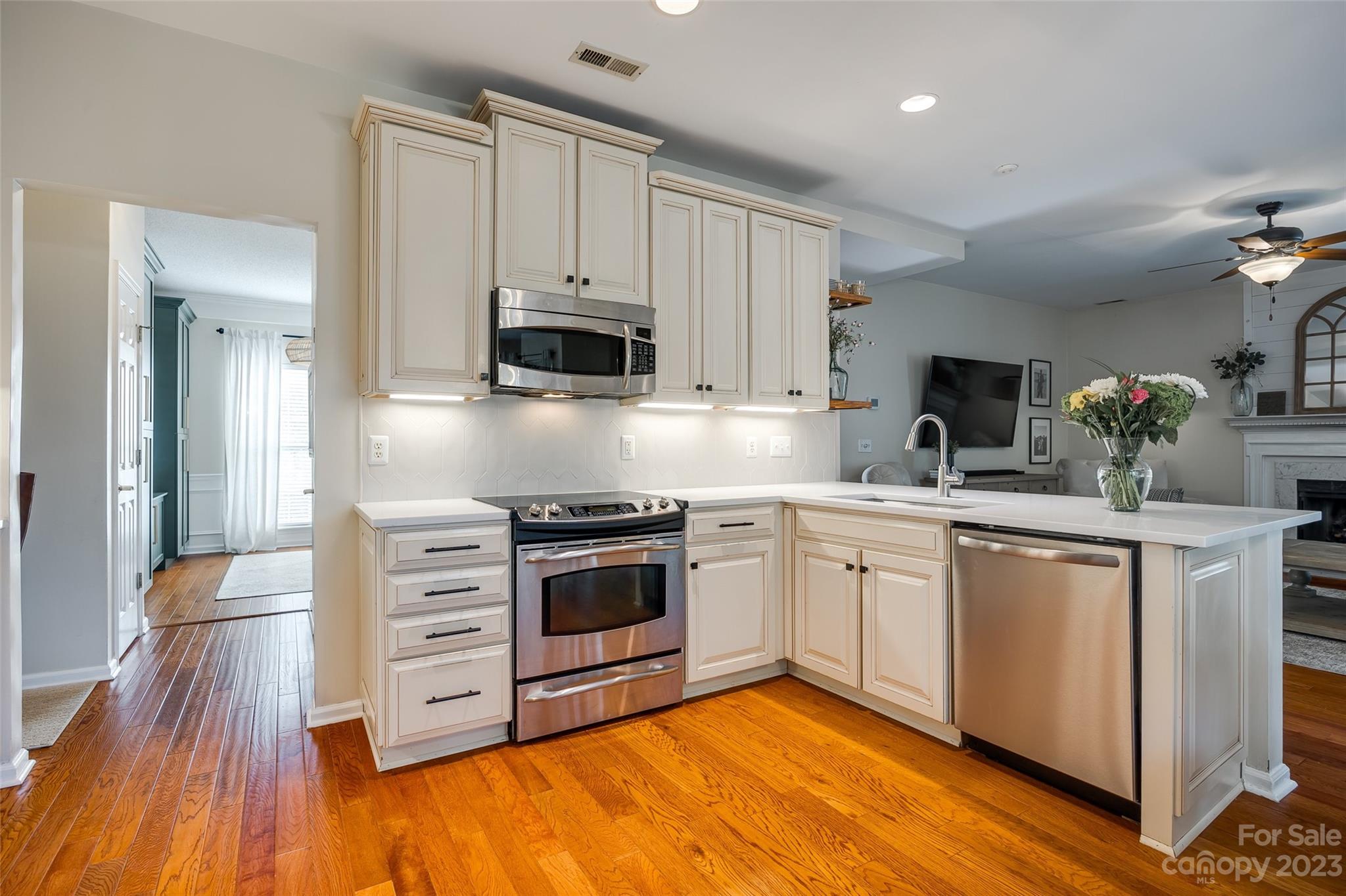 Knightsbridge - Residential