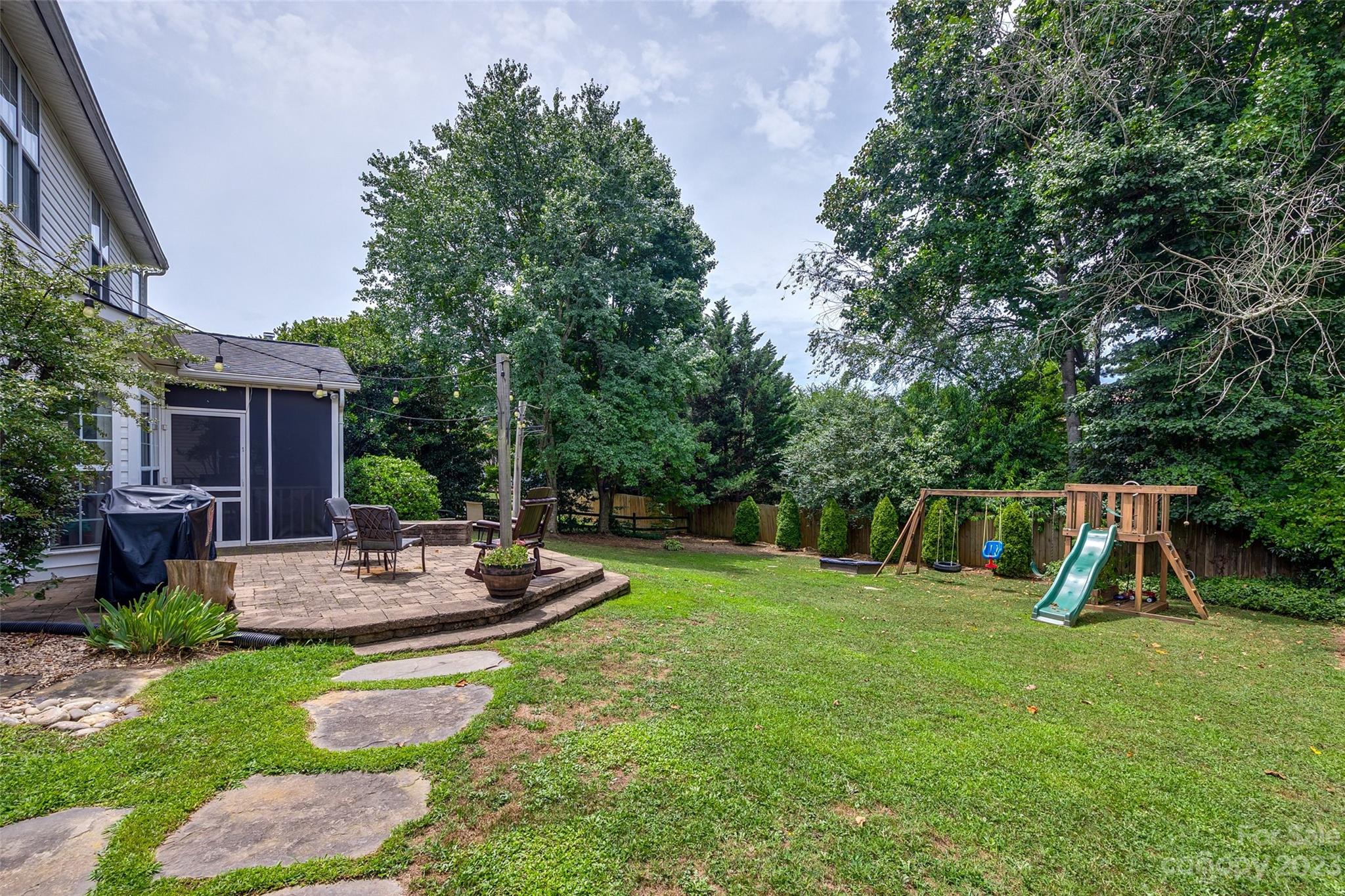 Knightsbridge - Residential