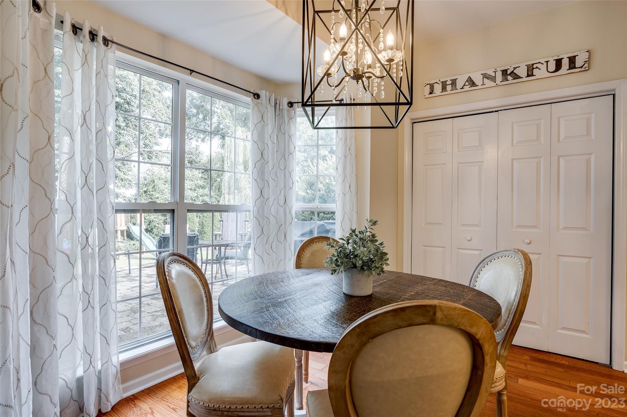 Knightsbridge - Residential